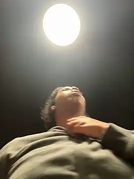 Your Paris online show from March 12, 2025, 2:23 pm