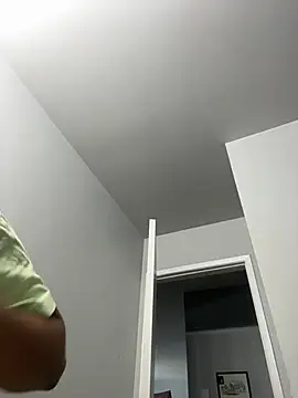 Your Paris online show from March 14, 2025, 4:09 pm