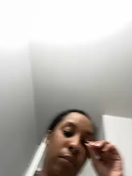 Your Paris online show from March 15, 2025, 4:43 pm