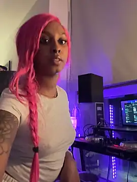 Your Paris online show from February 10, 2026, 3:54 am