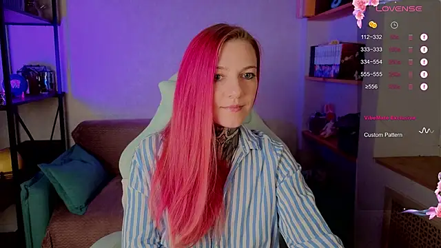 Roxy      online show from October 25, 2025, 8:58 pm