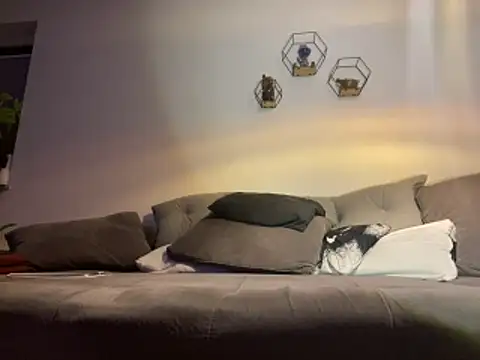 deskriptive online show from April 11, 2026, 10:58 pm