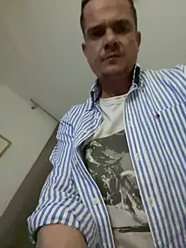 deskriptive online show from June 6, 2026, 1:21 am