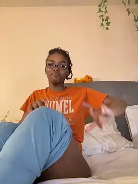 magicalc00ch online show from February 12, 2025, 12:12 pm