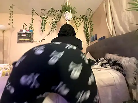 magicalc00ch online show from November 29, 2025, 4:37 am