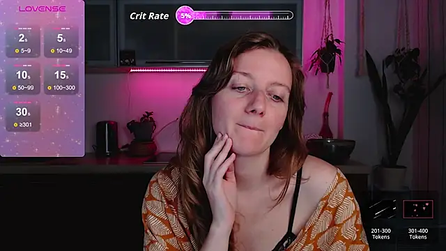 Elly Helly online show from September 13, 2025, 7:57 pm