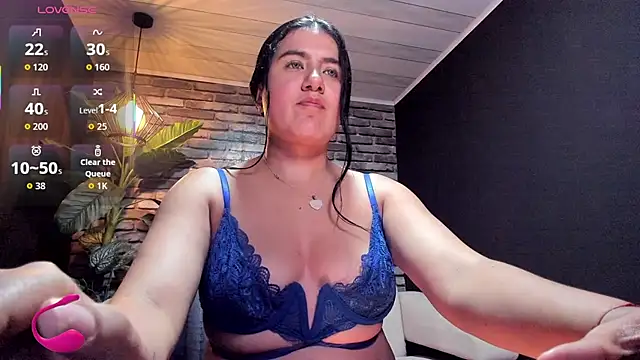 Snapshot of scarlet_fostt_ chatting on May 12, 2026, 7:55 pm scarlet fostt online show from May 12, 2026, 7:55 pm