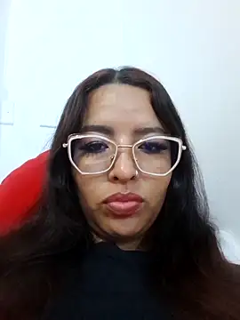 Snapshot of MadelaineJones chatting on May 14, 2026, 6:31 am MadelaineJones online show from May 14, 2026, 6:31 am