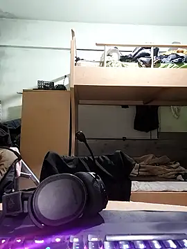 Snapshot of kleineid77 chatting on January 8, 2026, 6:54 pm kleineid77 online show from January 8, 2026, 6:54 pm