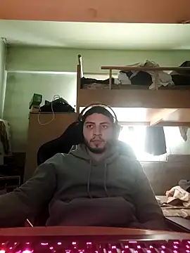 Snapshot of kleineid77 chatting on March 22, 2026, 2:31 pm kleineid77 online show from March 22, 2026, 2:31 pm