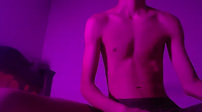 isaaclatino online show from February 7, 2025, 4:27 am