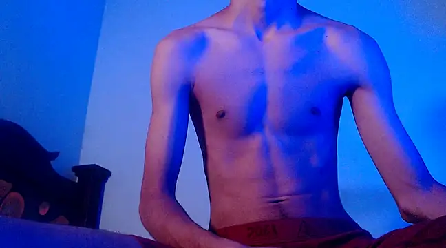 isaaclatino online show from March 3, 2025, 3:41 am