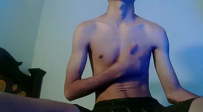 isaaclatino online show from March 4, 2025, 4:20 pm