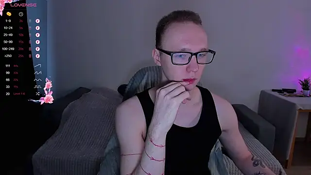 Alex silents online show from November 7, 2025, 11:10 am