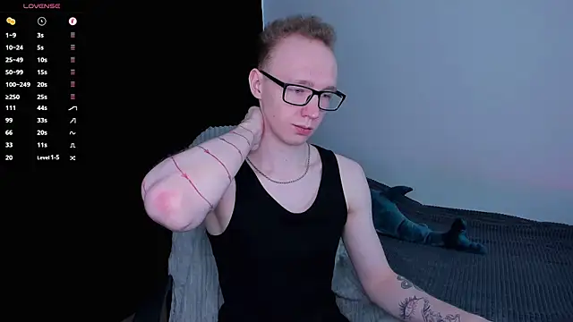 Alex silents online show from May 10, 2026, 12:21 pm