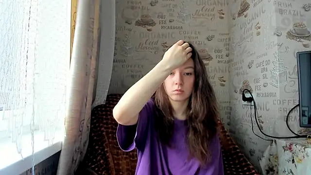 Adela Vetta online show from March 6, 2025, 7:36 am