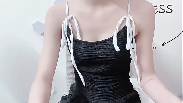 Sarah-ery online show from April 10, 2026, 1:11 am