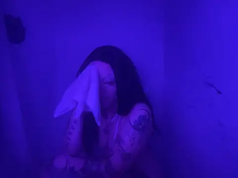 Snapshot of tatted-bitty chatting on February 11, 2025, 6:01 pm tatted-bitty online show from February 11, 2025, 6:01 pm