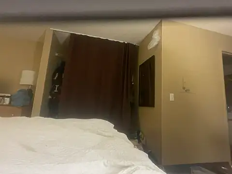 Snapshot of tatted-bitty chatting on February 24, 2025, 3:55 am tatted-bitty online show from February 24, 2025, 3:55 am