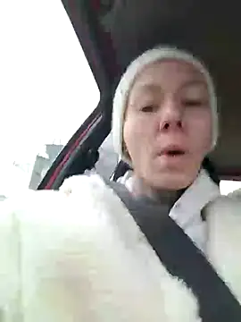 Snapshot of Scherana chatting on December 10, 2024, 9:12 am Scherana online show from December 10, 2024, 9:12 am