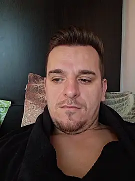 Huge cock22cm online show from January 18, 2026, 6:28 am