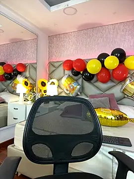 Brenda Garcia online show from October 1, 2025, 3:23 am