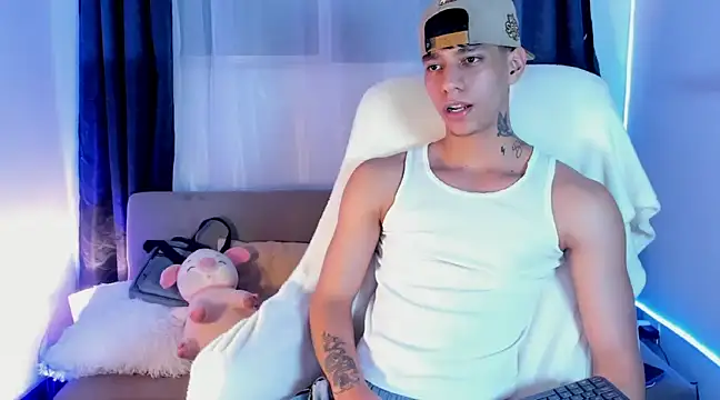 Josep Davies online show from February 11, 2025, 11:12 pm