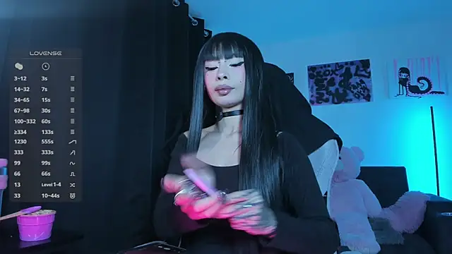 satanbabee online show from April 17, 2026, 11:19 pm