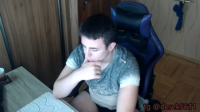 bigmark033 online show from November 29, 2025, 4:10 pm