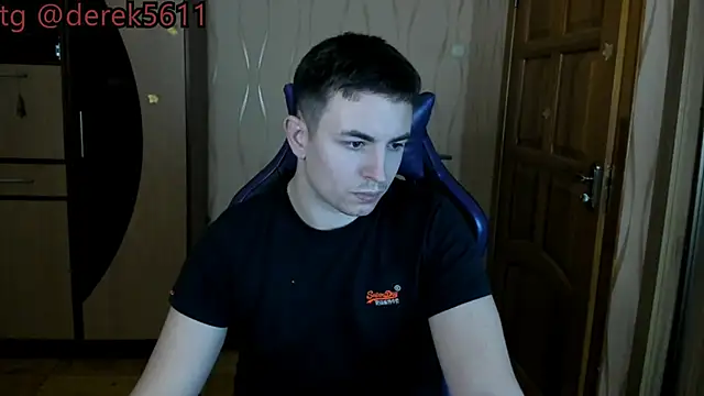 bigmark033 online show from December 16, 2025, 1:27 pm