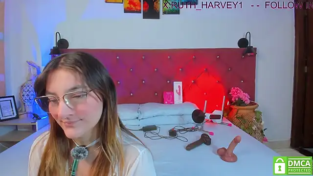 Ruth harvey  online show from February 4, 2026, 1:39 pm