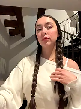 Snapshot of emiliasommer chatting on November 25, 2025, 7:47 pm emiliasommer online show from November 25, 2025, 7:47 pm