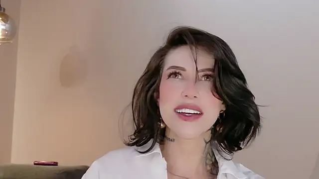 Hannah Borbon online show from March 31, 2026, 2:46 am