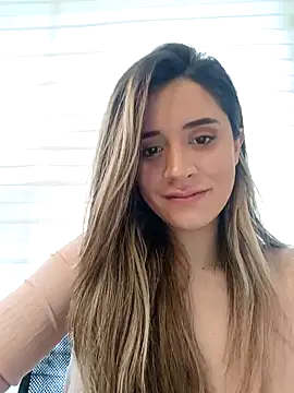 maliciaworld online show from December 18, 2024, 9:18 pm