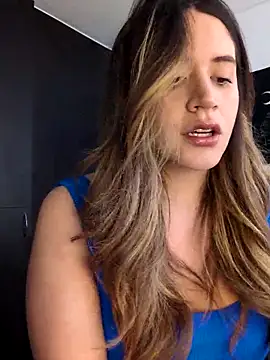 maliciaworld online show from October 22, 2025, 8:08 pm