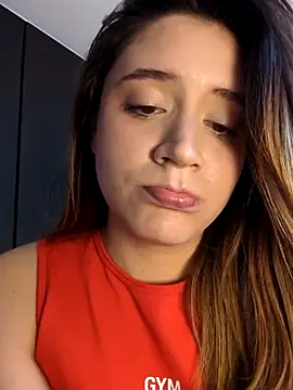 maliciaworld online show from December 14, 2025, 7:51 pm