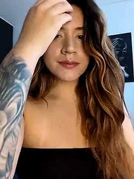 maliciaworld online show from January 6, 2026, 8:34 pm