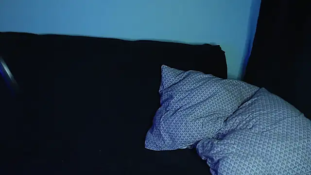 axxxturel online show from February 18, 2025, 11:08 pm