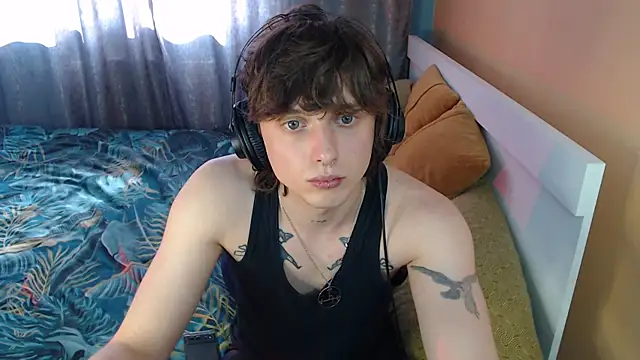 axxxturel online show from September 21, 2025, 12:07 pm