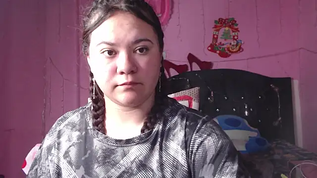 NikkiRous  online show from February 17, 2025, 12:48 pm