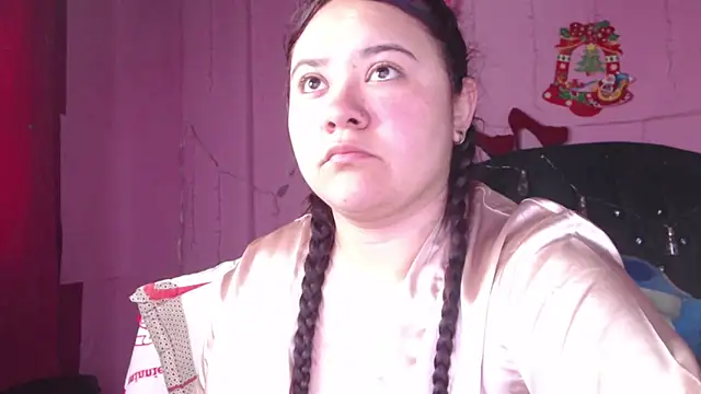 NikkiRous  online show from March 15, 2025, 1:07 pm