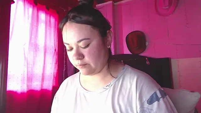 NikkiRous  online show from February 26, 2026, 7:13 pm