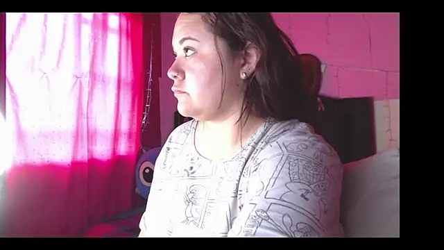 NikkiRous  online show from April 4, 2026, 3:42 pm