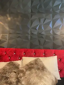 Snapshot of Ema_azel chatting on January 16, 2025, 1:58 pm Ema azel online show from January 16, 2025, 1:58 pm