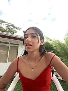 Snapshot of Ema_azel chatting on January 17, 2025, 1:13 pm Ema azel online show from January 17, 2025, 1:13 pm