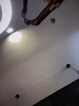 Snapshot of Ema_azel chatting on January 21, 2025, 1:43 pm Ema azel online show from January 21, 2025, 1:43 pm