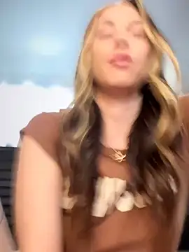BrattyBae xo online show from June 1, 2026, 6:53 pm