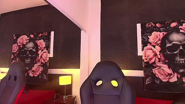 EvaaFoxxy1 online show from March 29, 2026, 12:16 pm