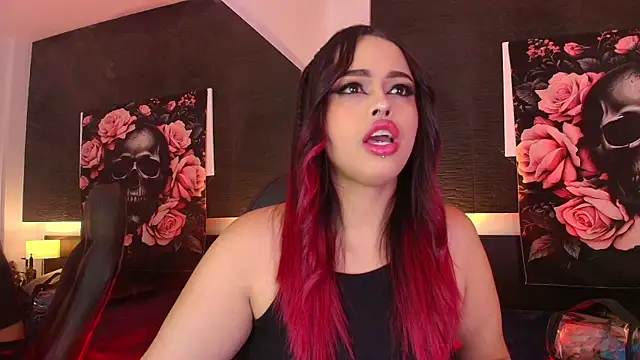 EvaaFoxxy1 online show from April 15, 2026, 12:01 pm