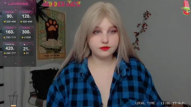 Snapshot of Crystal_Chris chatting on January 14, 2025, 10:23 pm Crystal Chris online show from January 14, 2025, 10:23 pm